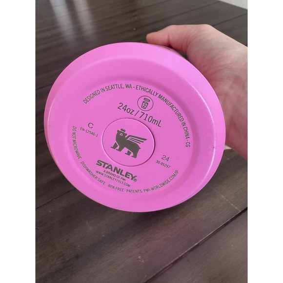 Stanley Target 24oz IceFlow Aerolight Water Bottle Flip Straw 2.0 Pink OpenBox - Picture 4 of 4